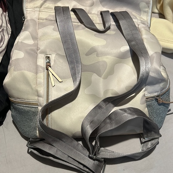 Stella & Dot Crush It Backpack - Picture 5 of 5